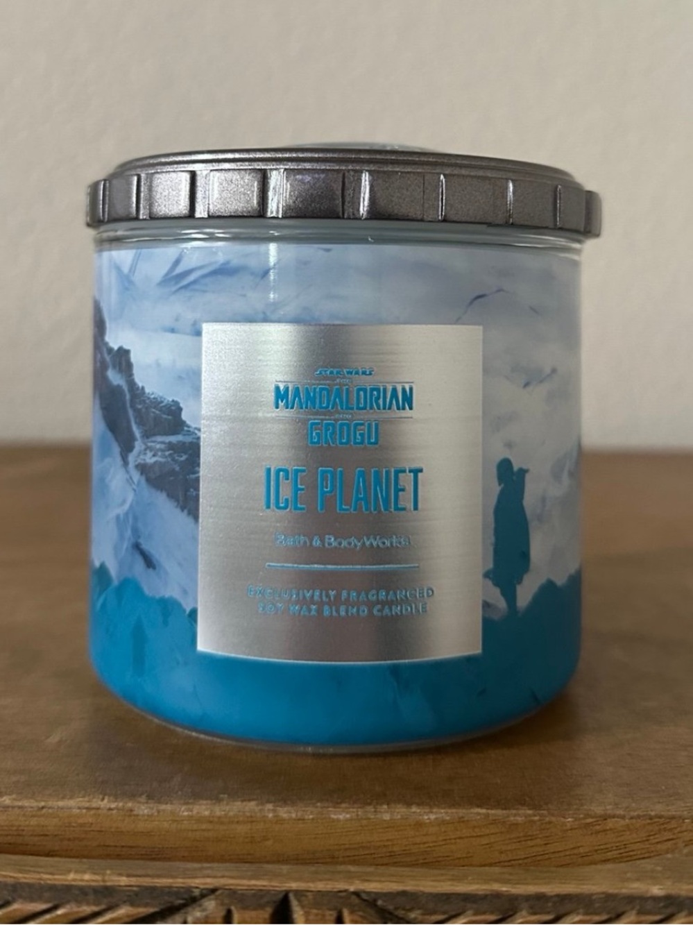NEW Bath & Body Works ICE PLANET Star Wars Grogu 3-Wick Candle with glass lid